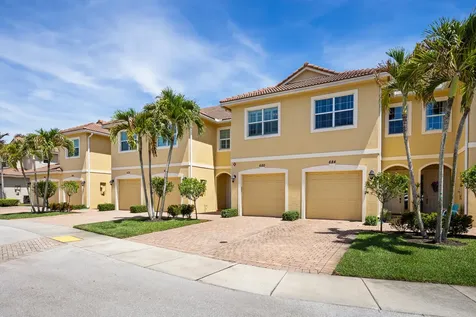 680 SW Glen Crest Way Stuart FL 34997