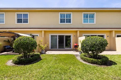 680 SW Glen Crest Way Stuart FL 34997