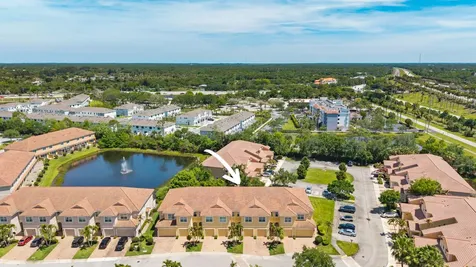 680 SW Glen Crest Way Stuart FL 34997