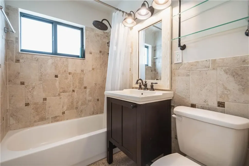 240 NE 25th Avenue Pompano Beach FL 33062