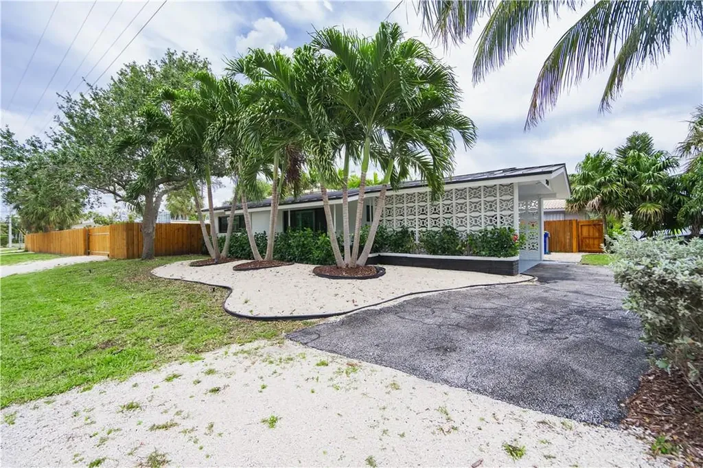 240 NE 25th Avenue Pompano Beach FL 33062