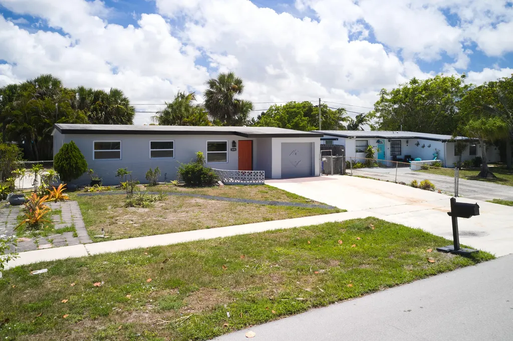3686 Gull Road Palm Beach Gardens FL 33410