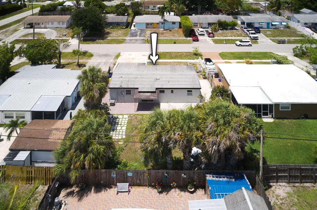 3686 Gull Road Palm Beach Gardens FL 33410