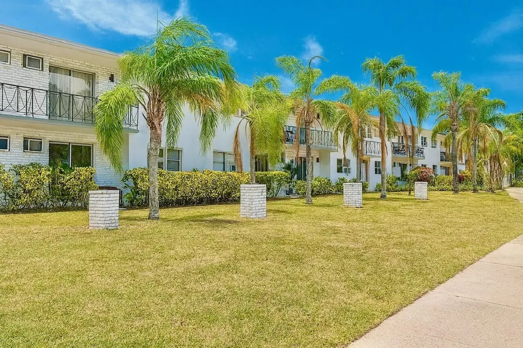 6150 SW 37th Street Davie FL 33314