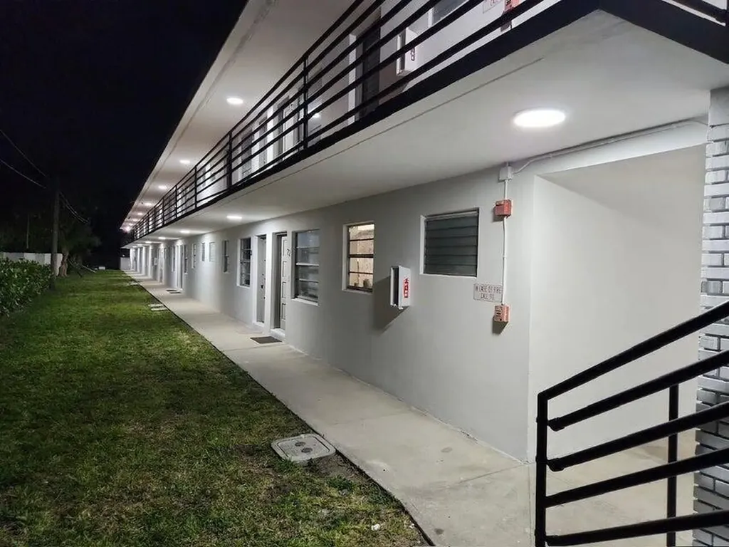 6150 SW 37th Street Davie FL 33314