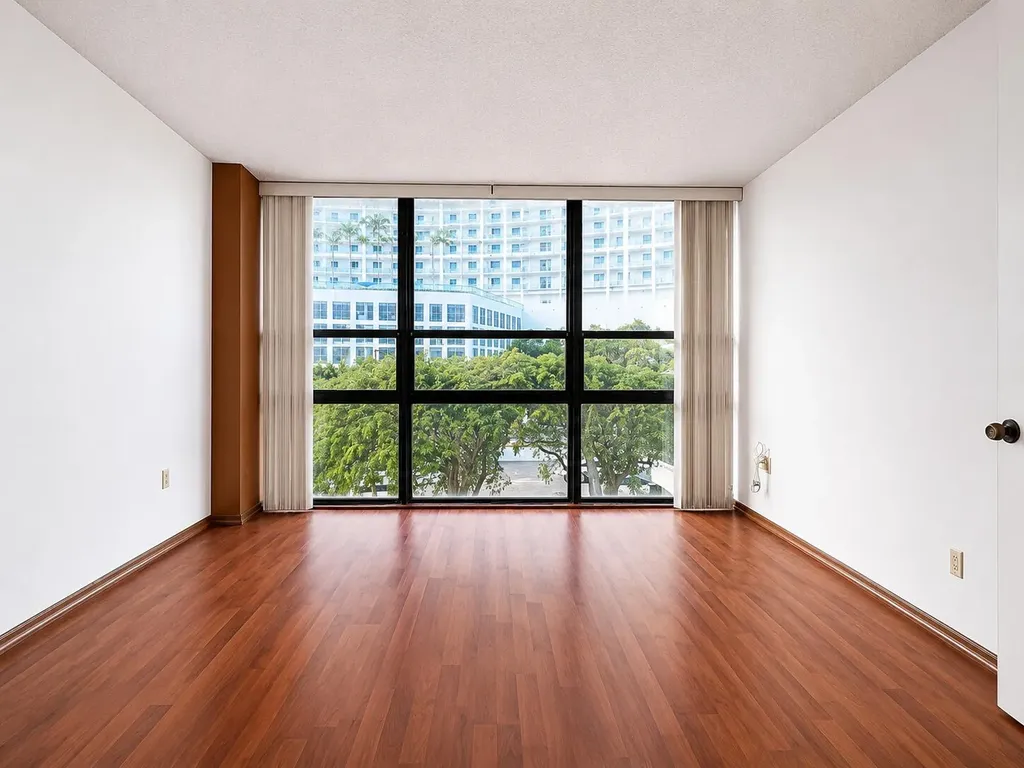 600 NE 36th Street Miami FL 33137