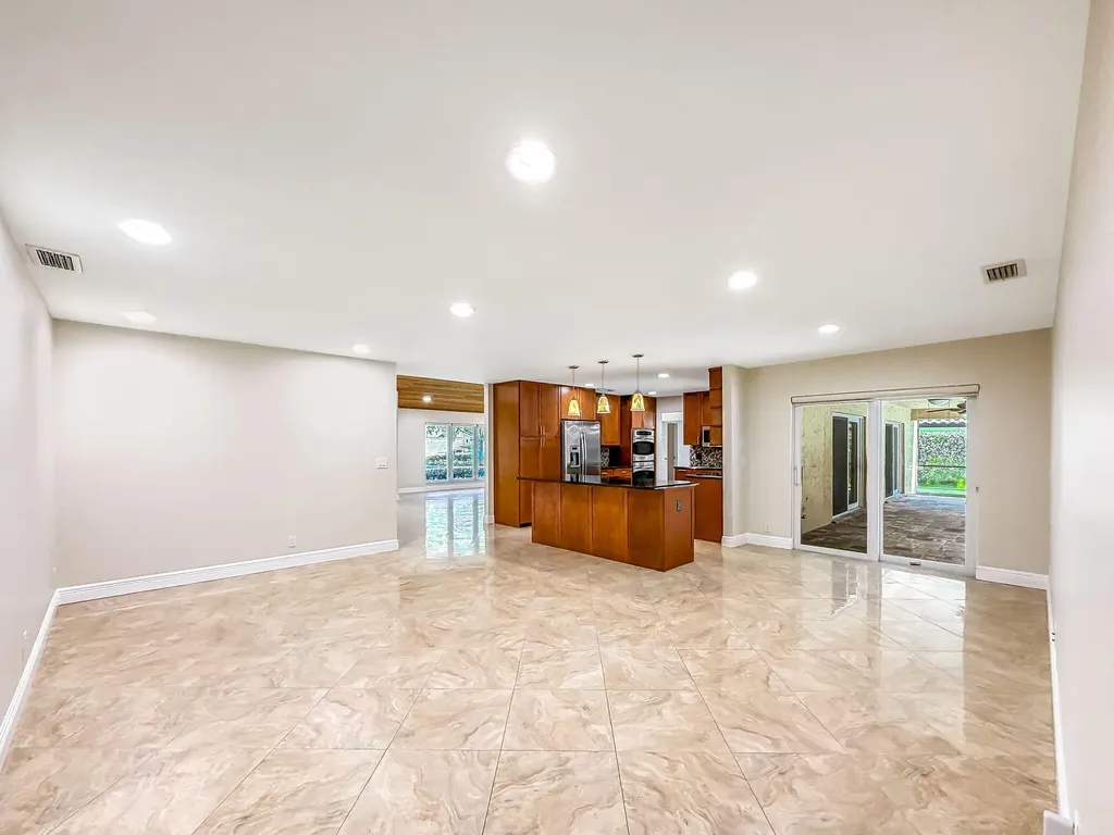 20764 Sorolla Terrace Boca Raton FL 33433
