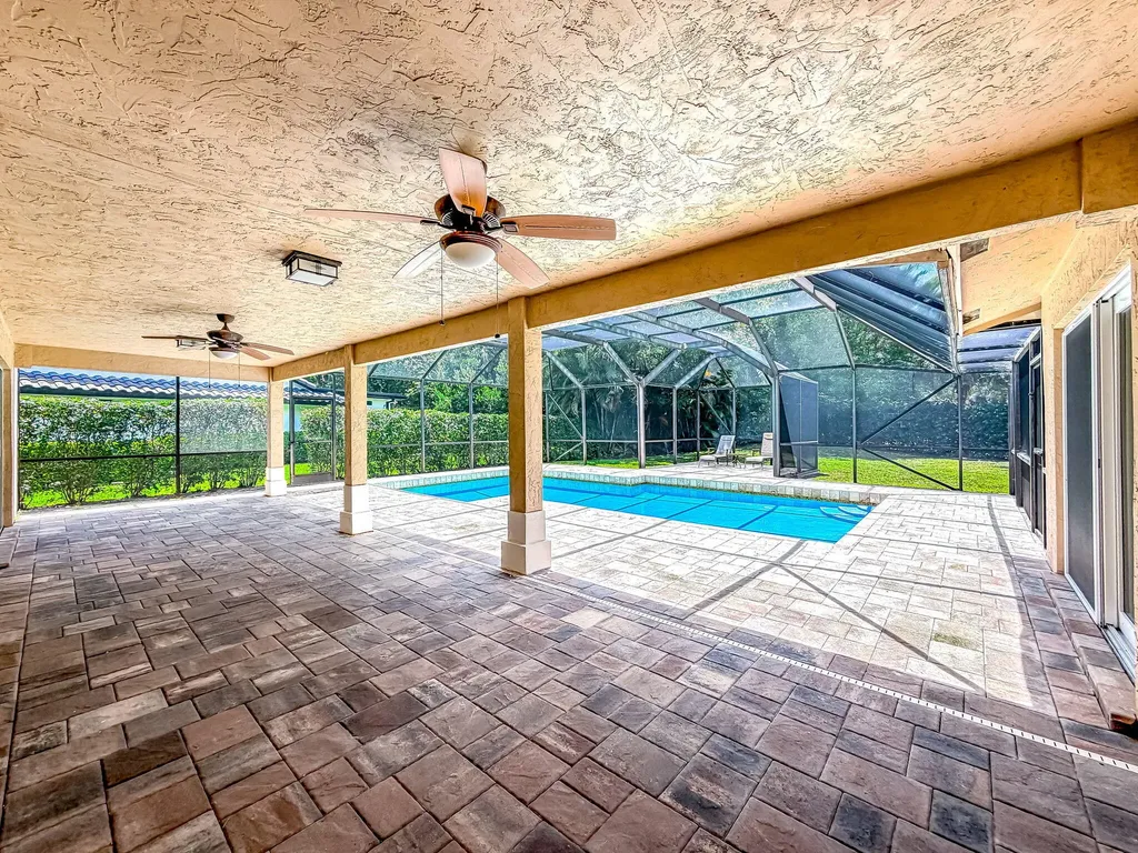20764 Sorolla Terrace Boca Raton FL 33433