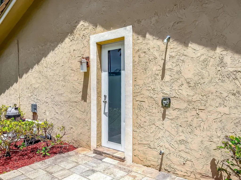 20764 Sorolla Terrace Boca Raton FL 33433