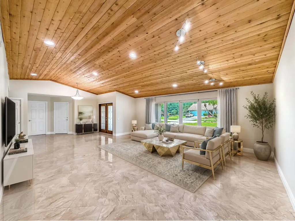 20764 Sorolla Terrace Boca Raton FL 33433