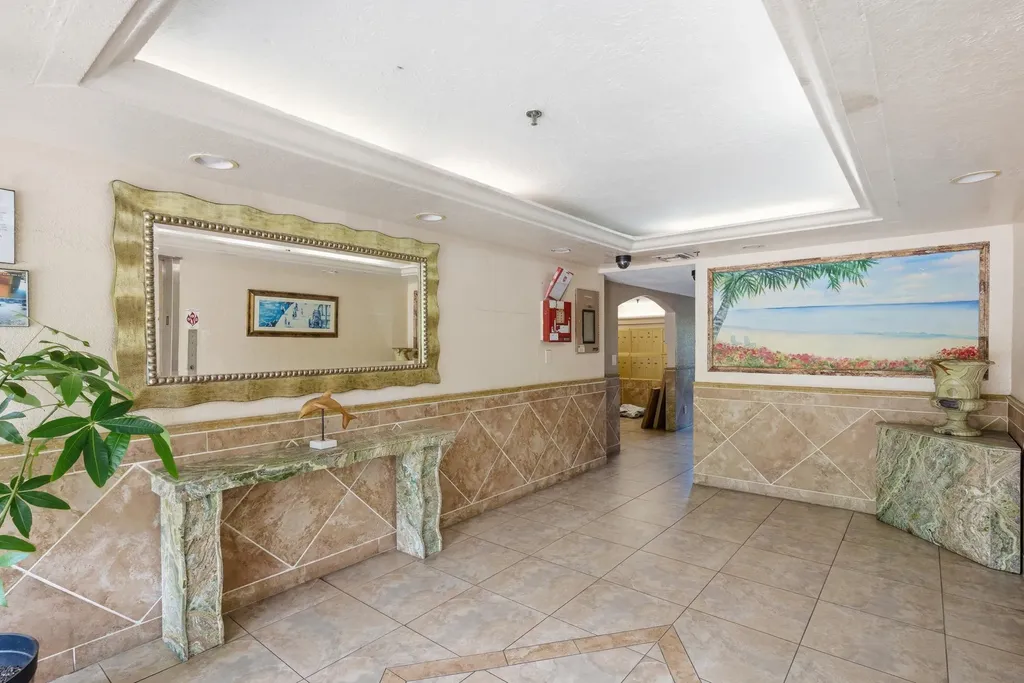 825 Egret Circle Delray Beach FL 33444