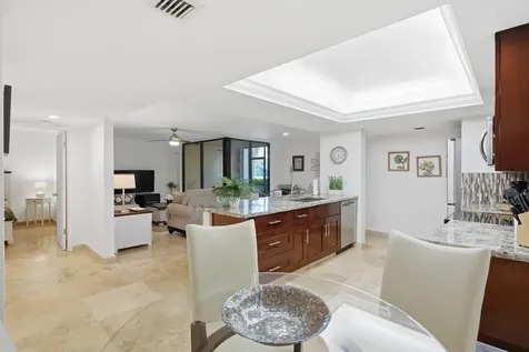 825 Egret Circle Delray Beach FL 33444