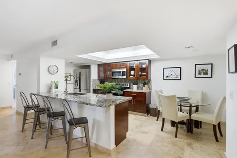 825 Egret Circle Delray Beach FL 33444
