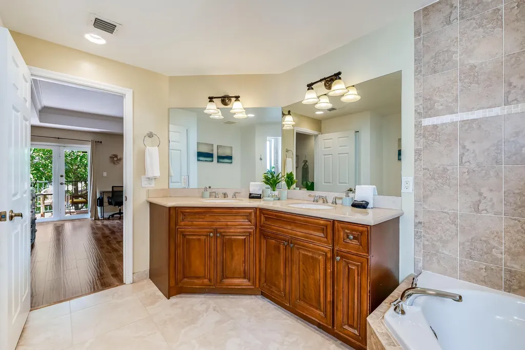 1721 SW 23rd Street Fort Lauderdale FL 33315
