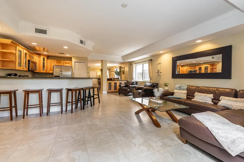 1721 SW 23rd Street Fort Lauderdale FL 33315