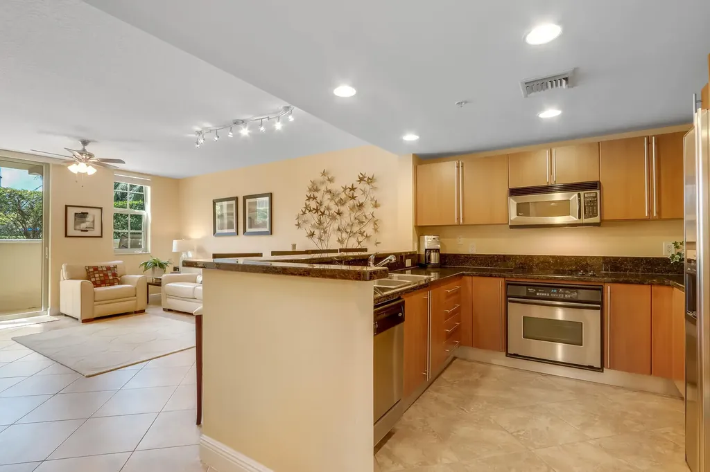 610 Clematis Street West Palm Beach FL 33401