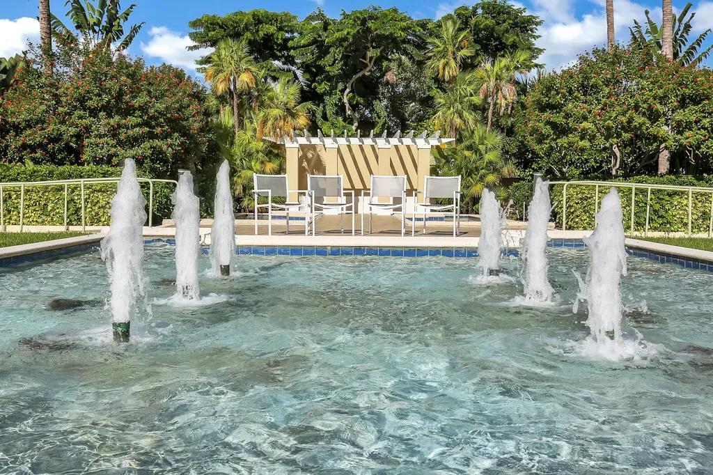 610 Clematis Street West Palm Beach FL 33401