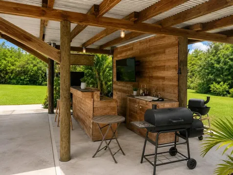 18633 N 92nd Lane Lane N The Acreage FL 33470