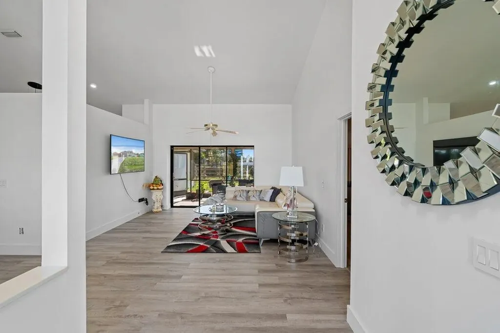 434 SW Jeanne Avenue Port St Lucie FL 34953
