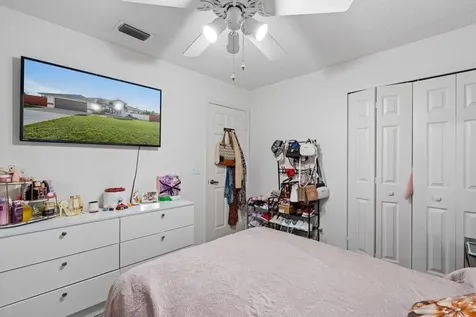434 SW Jeanne Avenue Port St Lucie FL 34953