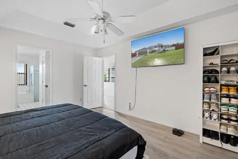 434 SW Jeanne Avenue Port St Lucie FL 34953