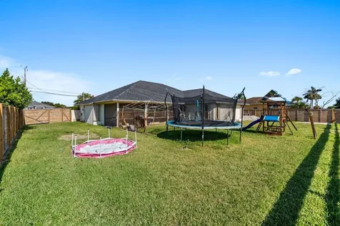 434 SW Jeanne Avenue Port St Lucie FL 34953