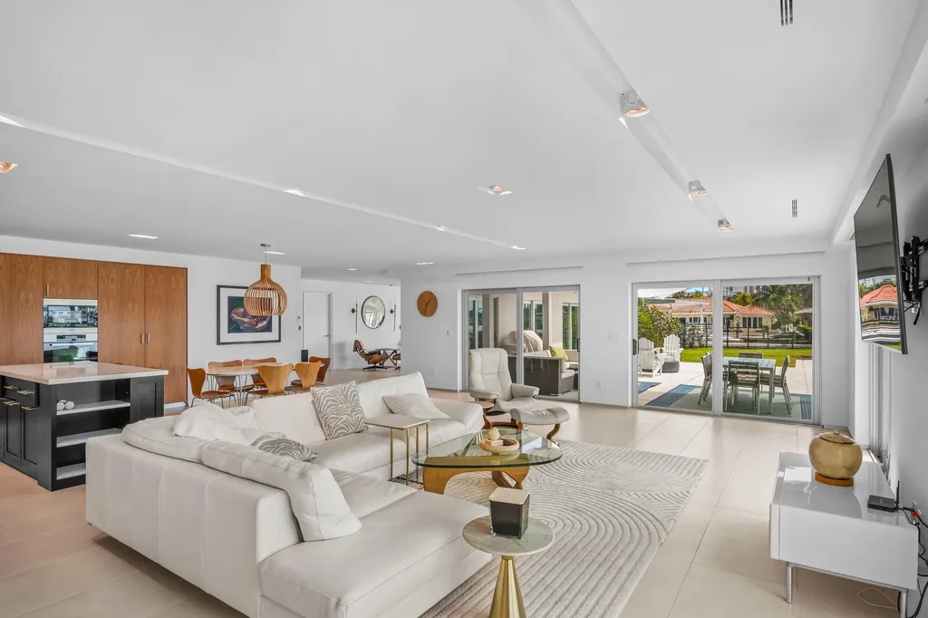 35 Castle Harbor Isle Drive Fort Lauderdale FL 33308
