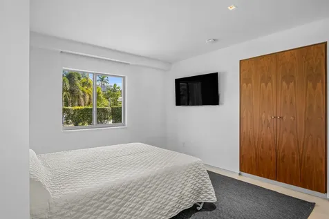 35 Castle Harbor Isle Drive Fort Lauderdale FL 33308