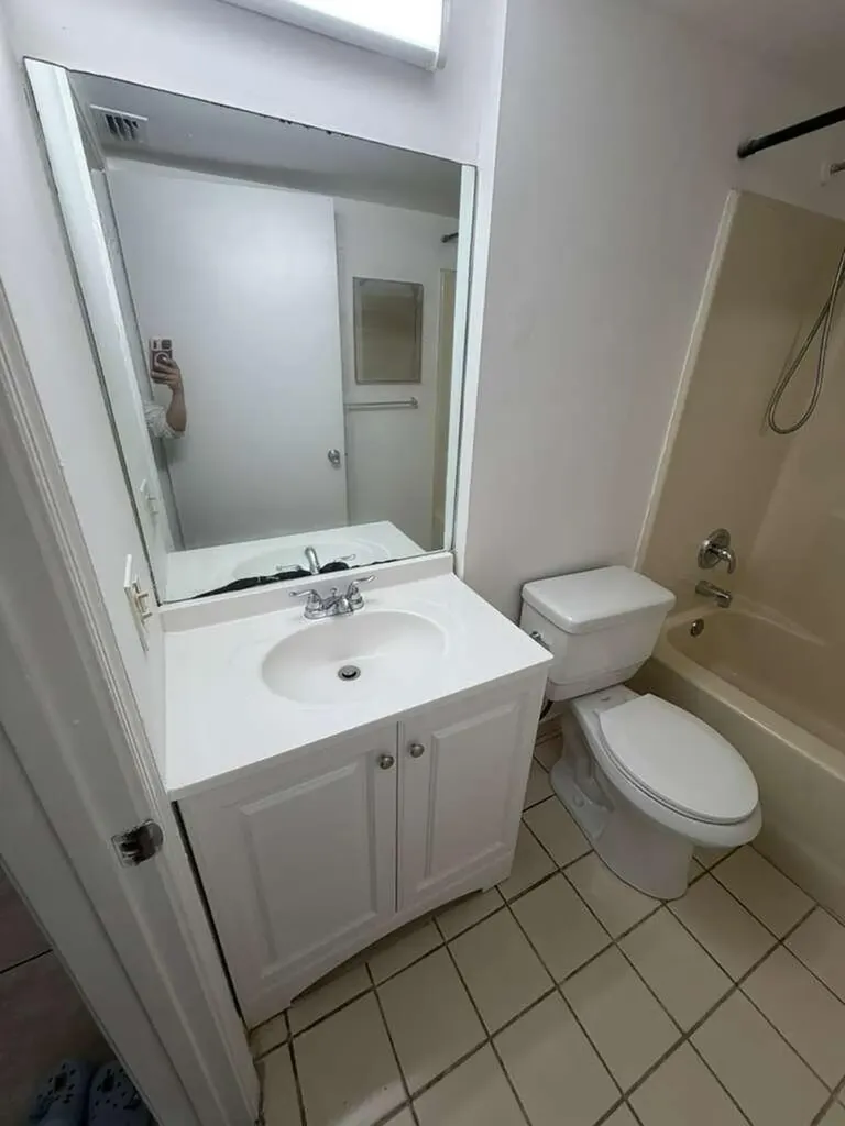 3660 N 56th Avenue Hollywood FL 33021