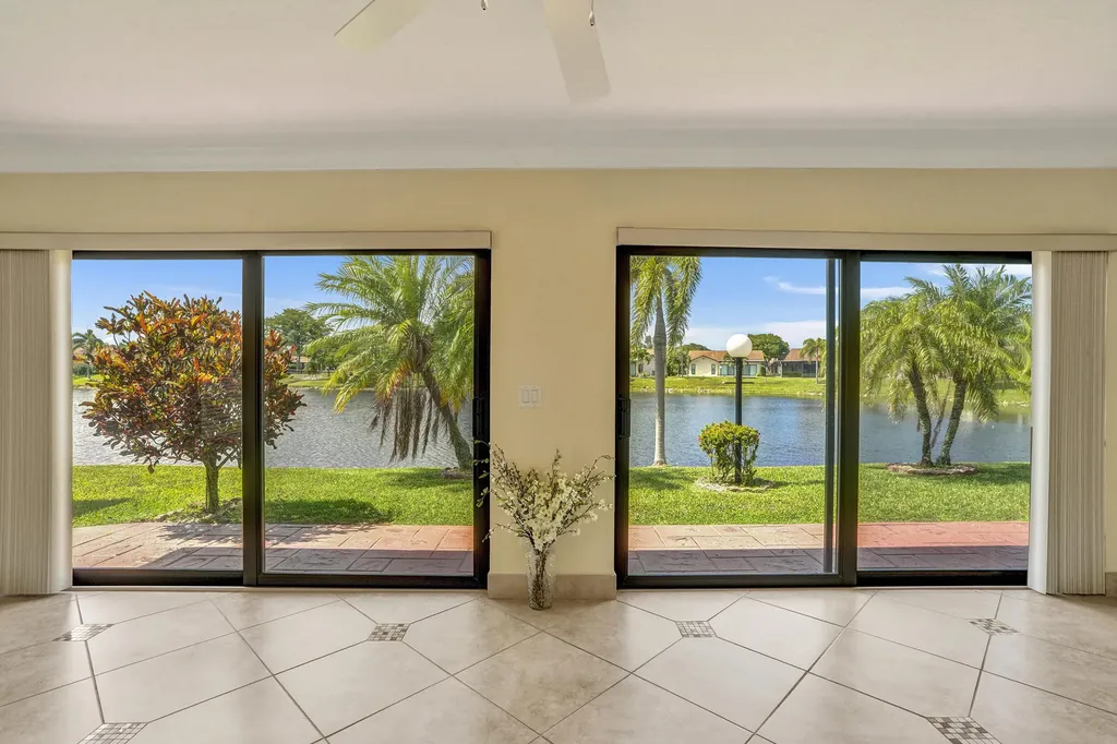 2105 SW 17th Circle Deerfield Beach FL 33442