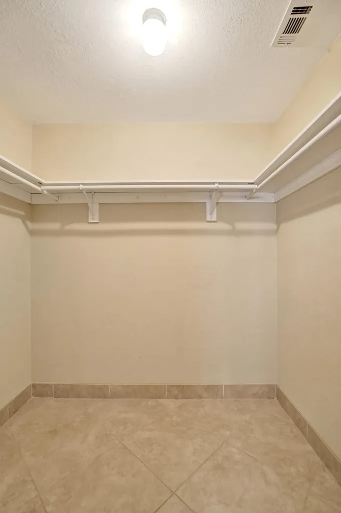 2105 SW 17th Circle Deerfield Beach FL 33442