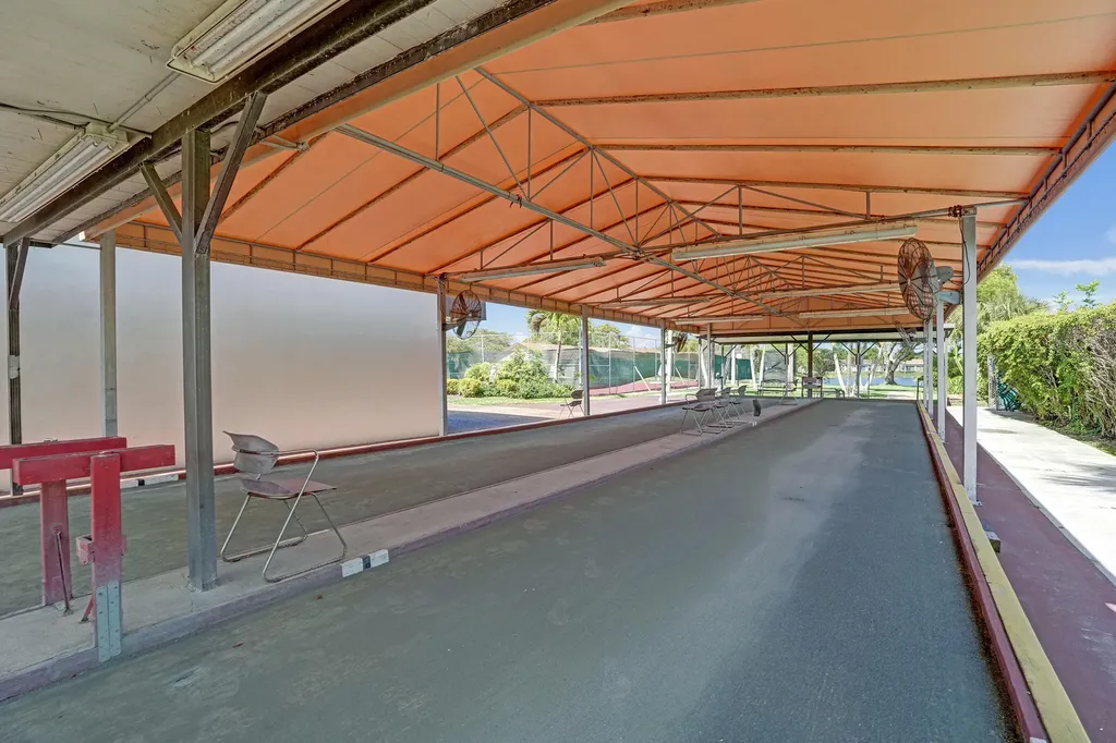 2105 SW 17th Circle Deerfield Beach FL 33442