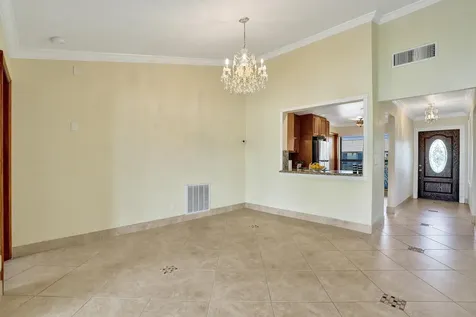 2105 SW 17th Circle Deerfield Beach FL 33442