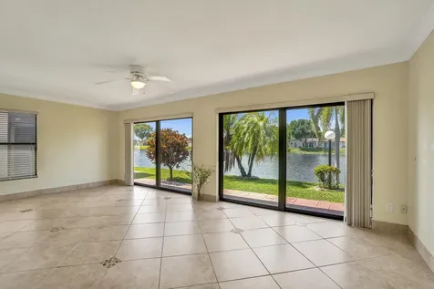 2105 SW 17th Circle Deerfield Beach FL 33442