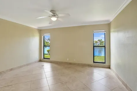 2105 SW 17th Circle Deerfield Beach FL 33442