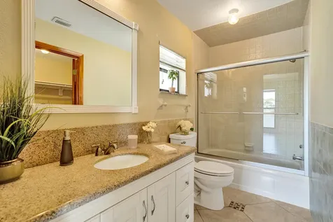 2105 SW 17th Circle Deerfield Beach FL 33442