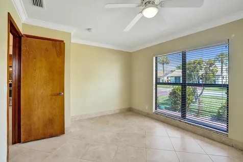 2105 SW 17th Circle Deerfield Beach FL 33442