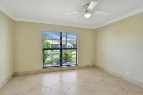 2105 SW 17th Circle Deerfield Beach FL 33442