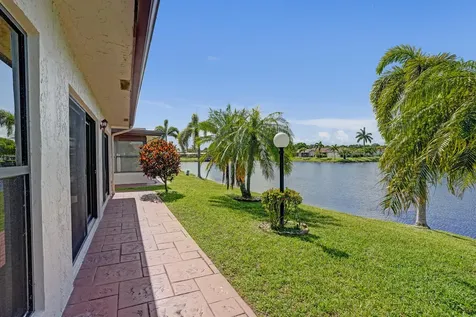 2105 SW 17th Circle Deerfield Beach FL 33442