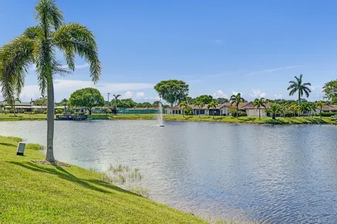 2105 SW 17th Circle Deerfield Beach FL 33442