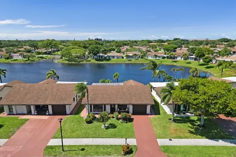 2105 SW 17th Circle Deerfield Beach FL 33442