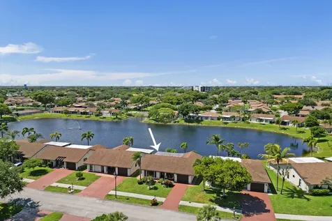 2105 SW 17th Circle Deerfield Beach FL 33442