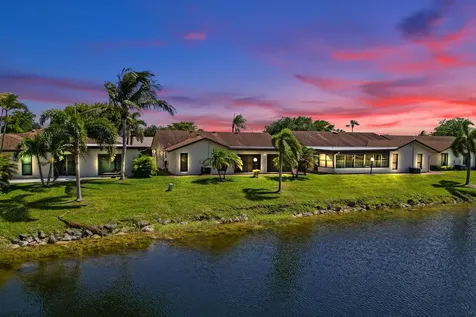 2105 SW 17th Circle Deerfield Beach FL 33442