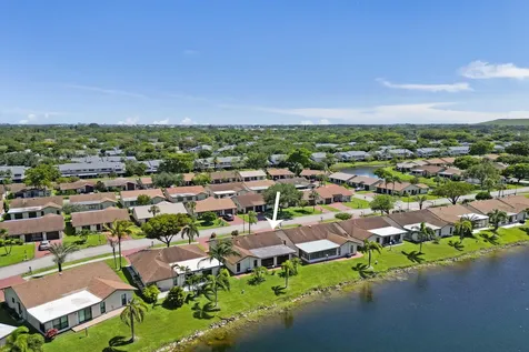2105 SW 17th Circle Deerfield Beach FL 33442