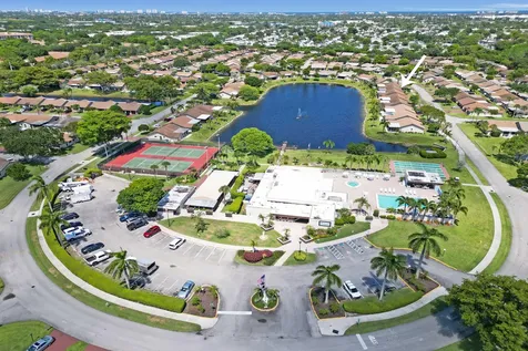 2105 SW 17th Circle Deerfield Beach FL 33442