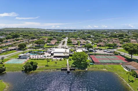 2105 SW 17th Circle Deerfield Beach FL 33442