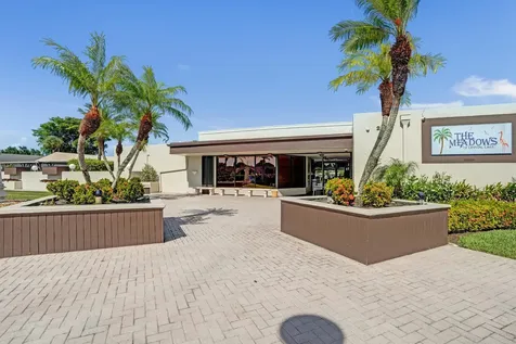 2105 SW 17th Circle Deerfield Beach FL 33442