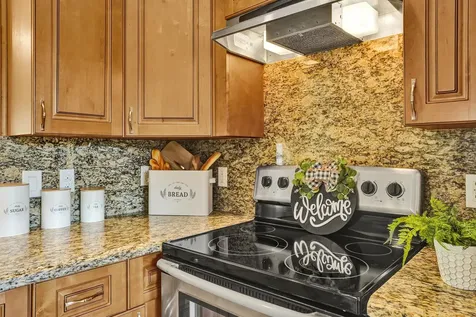 2105 SW 17th Circle Deerfield Beach FL 33442