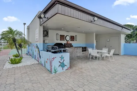 2105 SW 17th Circle Deerfield Beach FL 33442