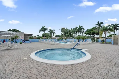 2105 SW 17th Circle Deerfield Beach FL 33442